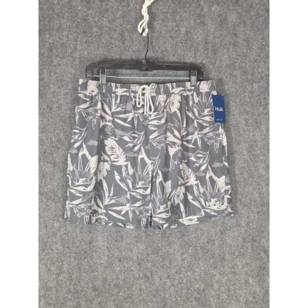 Huk Mens Performance Fishing Shorts Grey Tropical‎ Leaf Fish Print Size Large
